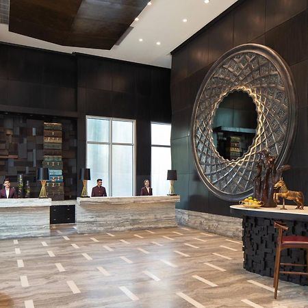 Renaissance Bengaluru Race Course Hotel Екстериор снимка