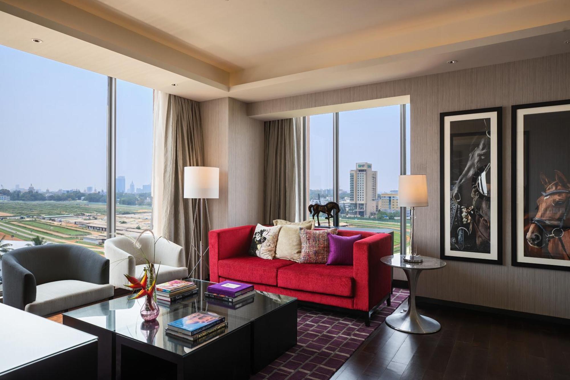 Renaissance Bengaluru Race Course Hotel Екстериор снимка