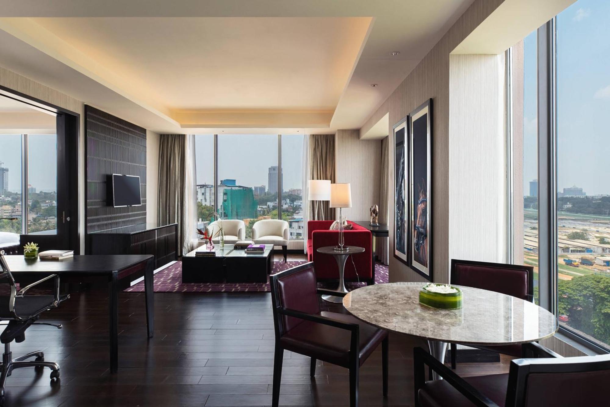 Renaissance Bengaluru Race Course Hotel Екстериор снимка