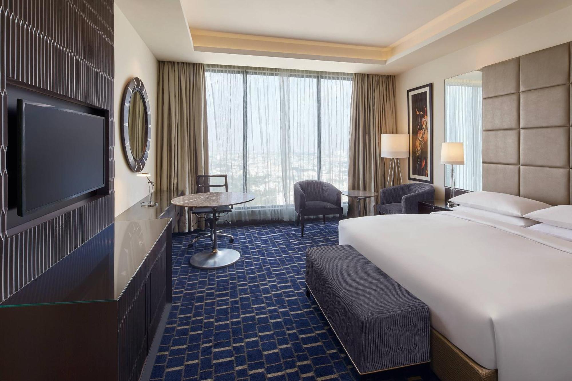 Renaissance Bengaluru Race Course Hotel Екстериор снимка